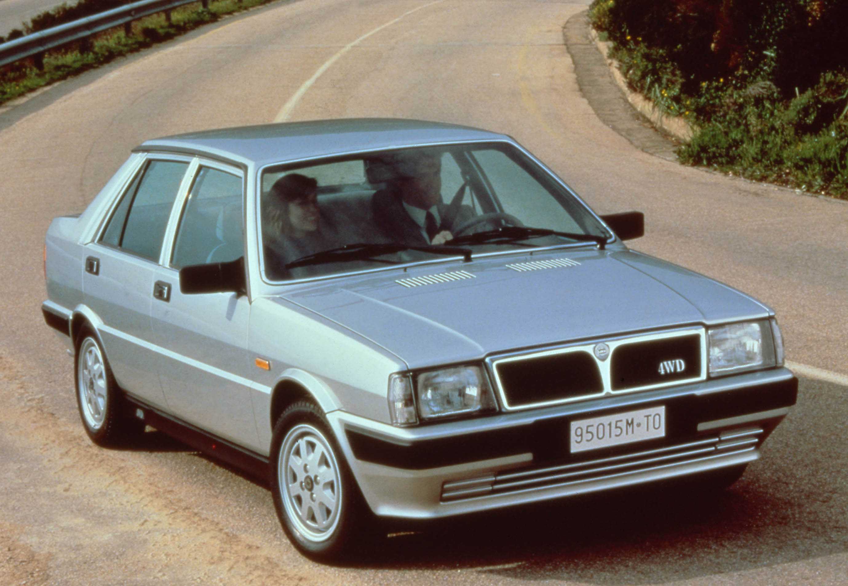 Lancia / Лянча Delta Prisma / Дельта Призма (1987-1993)