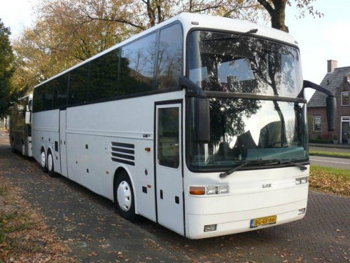 EOS Coach 200, 230, 233L, MD лобове скло нижнє